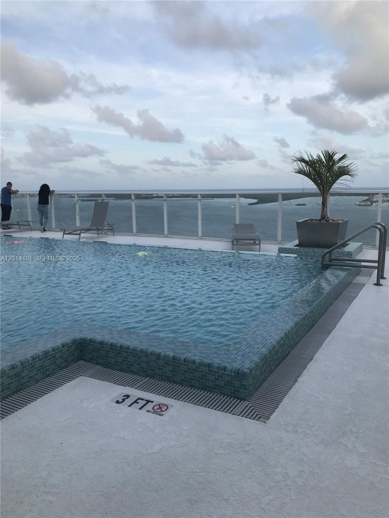 218 SE 14th St , Unit 2208, Miami, FL 33131 Photo