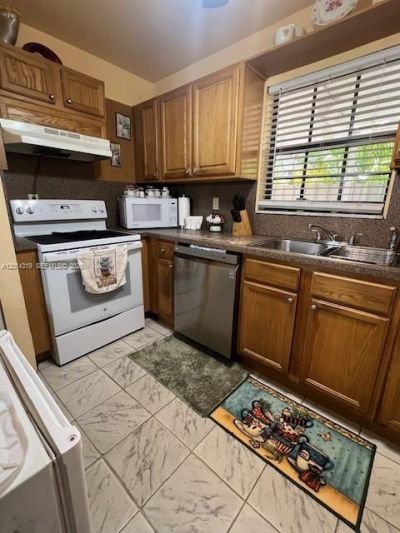 3230 SW 4th St , Miami, FL 33135 Photo
