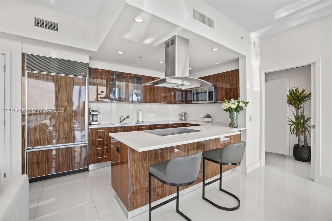 6899 Collins Ave , Unit 1610, Miami Beach, FL 33141 Photo