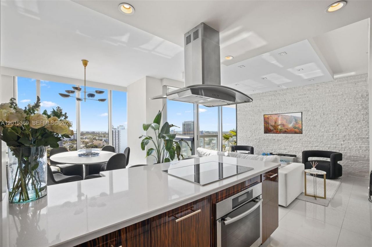 6899 Collins Ave , Unit 1610, Miami Beach, FL 33141 Photo