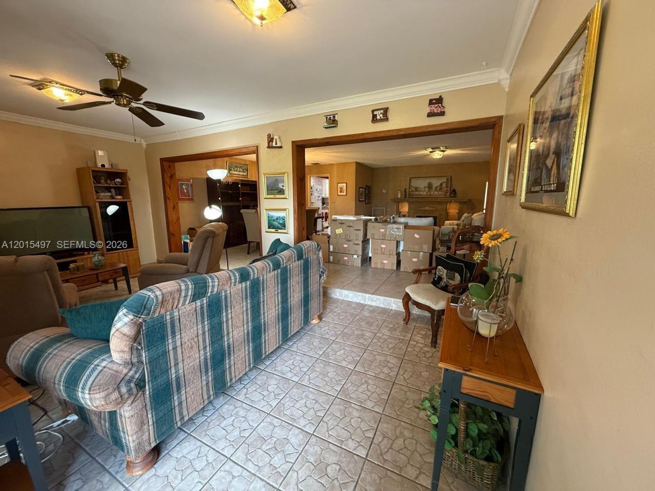 19300 W Lake Dr, Hialeah, FL 33015 Photo