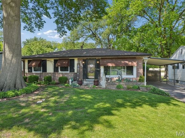 705 S Lafayette Street, Florissant, MO 63031