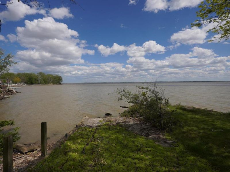 2426 E Schiewe Road, Port Clinton, OH 43452 Photo 13