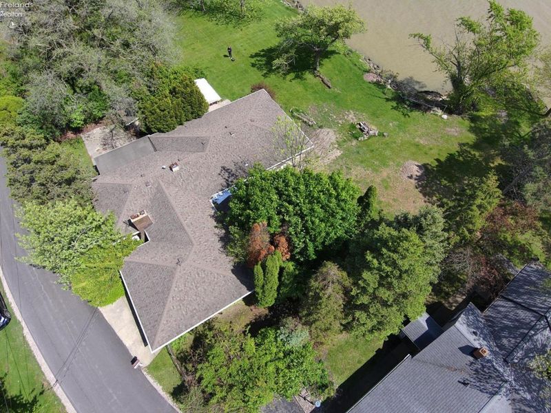 2426 E Schiewe Road, Port Clinton, OH 43452 Photo 19