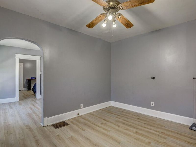 2444 Warren Street, Covington, KY 41014 Photo 3