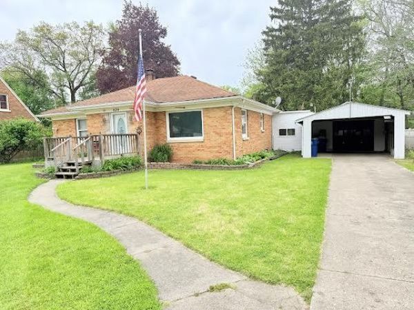 829 Dwillard Drive, Kalamazoo, MI 49048