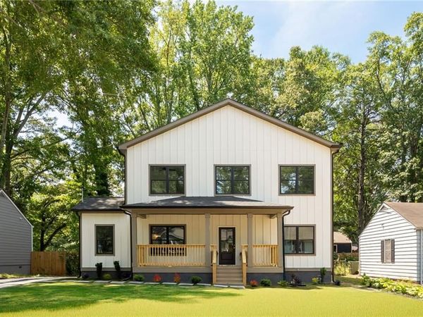 1432 SW BLUEFIELD Drive, Atlanta, GA 30310
