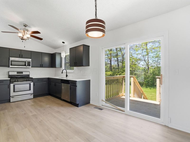 3352 Omega Drive , Columbus, OH 43231 Photo 14