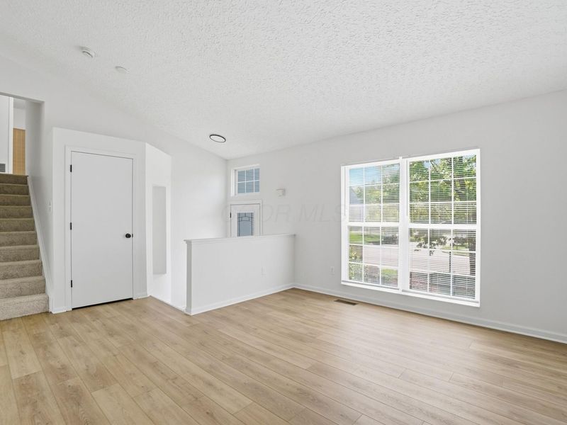 3352 Omega Drive , Columbus, OH 43231 Photo 6