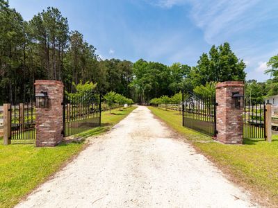 10260 N Highway 17, McClellanville, SC 29458