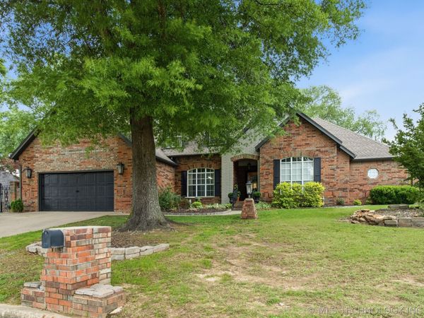 2504 Bacon Court , Muskogee, OK 74403