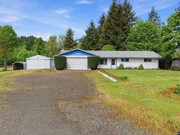 837 SW River Dr, Dallas, OR 97933