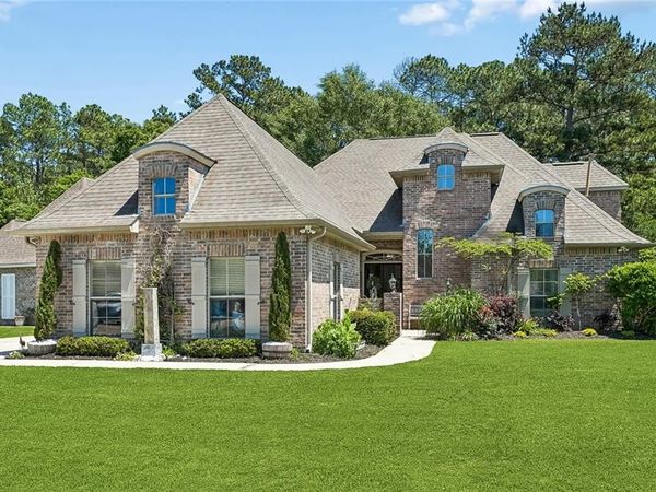 449 SWIFT FOX RUN, Madisonville, LA 70447