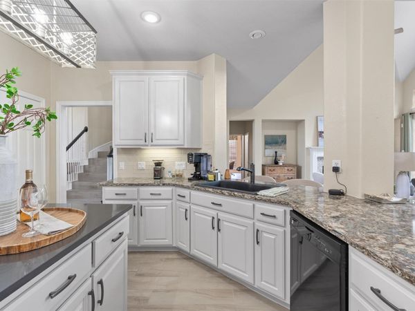9500 CORBE DR, Austin, TX 78726