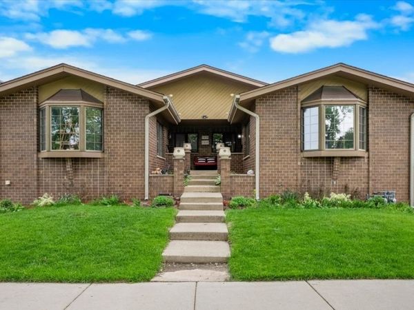 1315 N 17th Avenue, Melrose Park, IL 60160