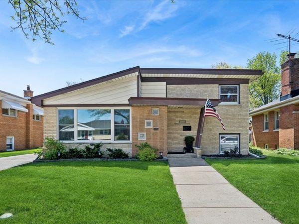 10665 Preston Street , Westchester, IL 60154