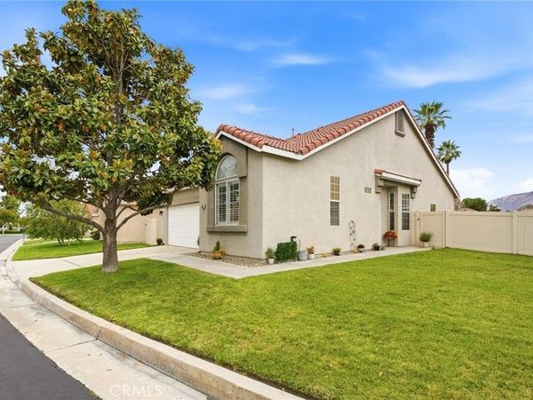 837 Rubi Court, San Jacinto, CA 92583