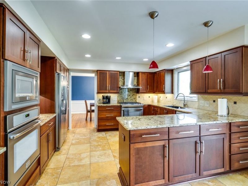 2295 Woodpark Road, Akron, OH 44333 Photo 18
