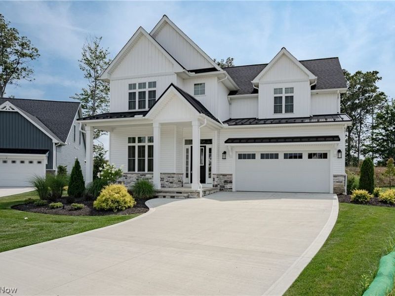 570 Magnolia Court, Mayfield Village, OH 44143 Photo 2