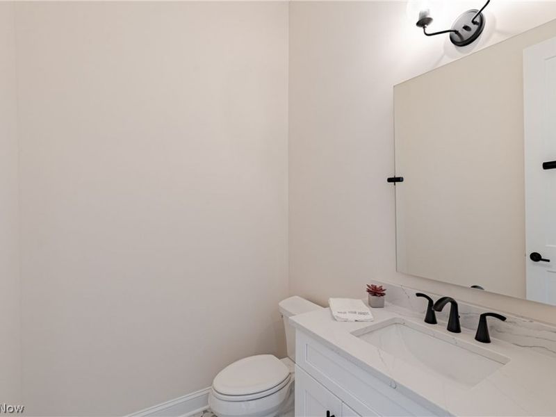 570 Magnolia Court, Mayfield Village, OH 44143 Photo 21