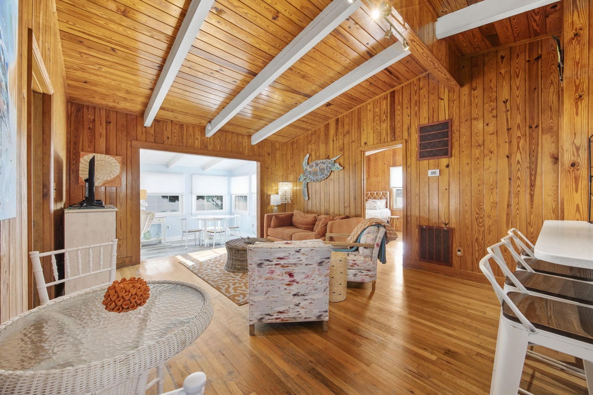 2306 Holly Dr.  Photo 5
