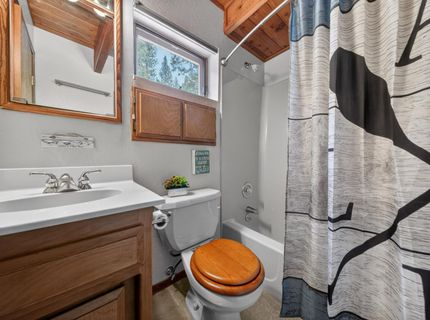 7266 Highway 147, Lake Almanor, CA 00000 Photo