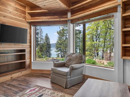 7266 Highway 147, Lake Almanor, CA 00000 Photo