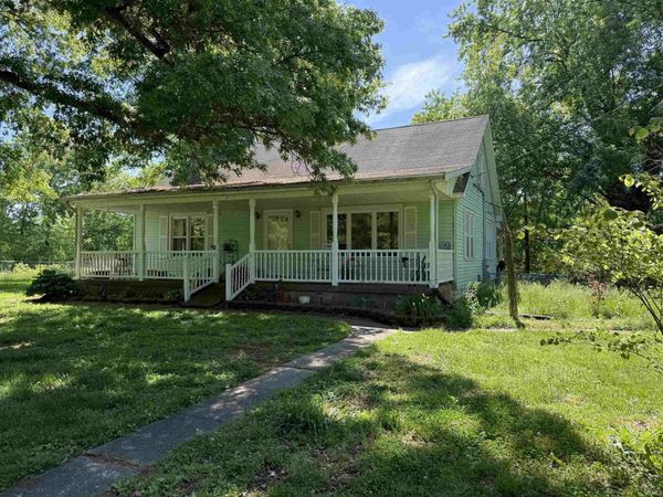 6402 N Folsomville Road, Boonville, IN 47601