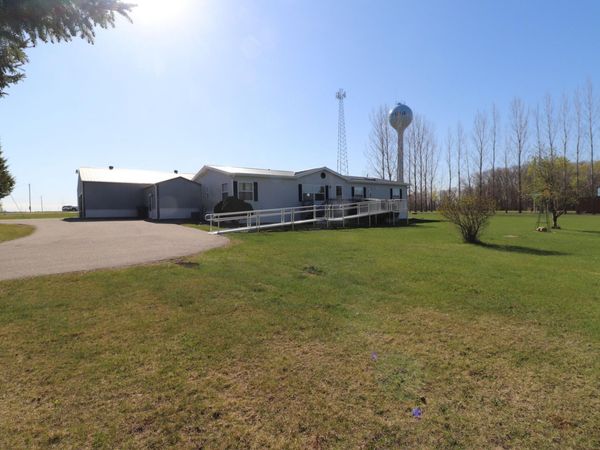 707 Summit Avenue W, Clarissa, MN 56440