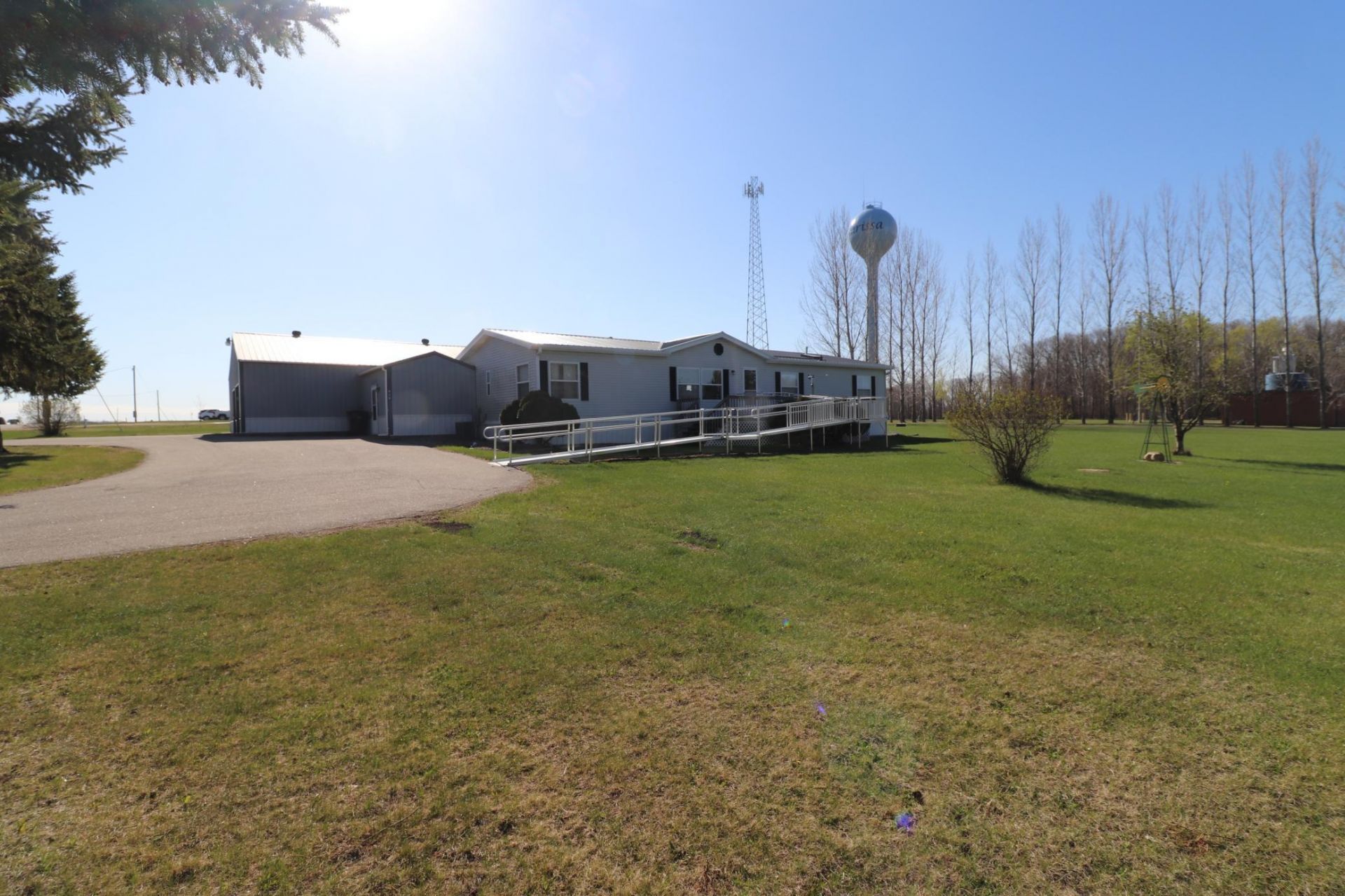 707 Summit Avenue W, Clarissa, MN 56440