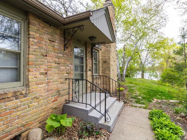 2024 Cedar Lake Parkway , Minneapolis, MN 55416