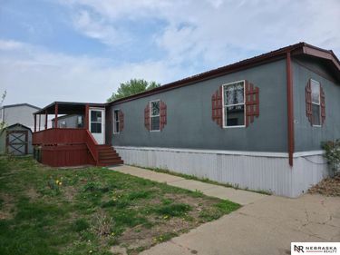 3609 NW Nutwood Court , Lincoln, NE 68521