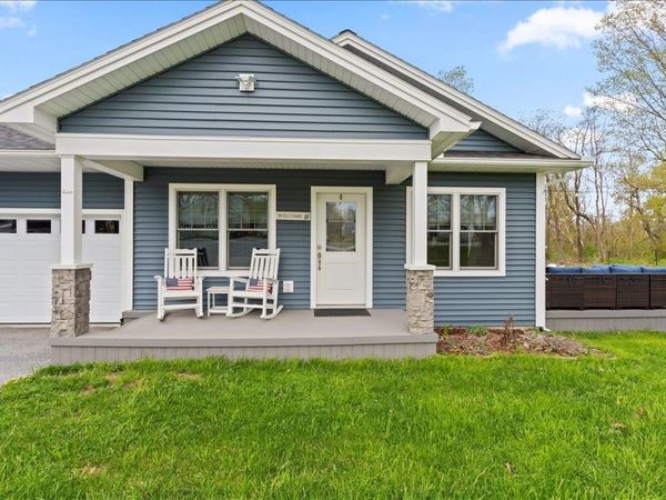 2529 Bronson Road, Unit 102, St. Albans Town, VT 05478
