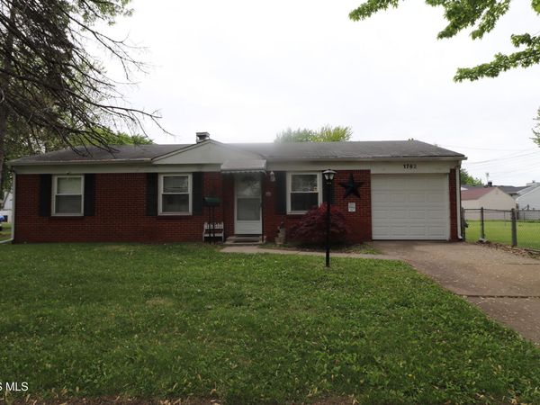 1742 E Benwick Road , Toledo, OH 43613