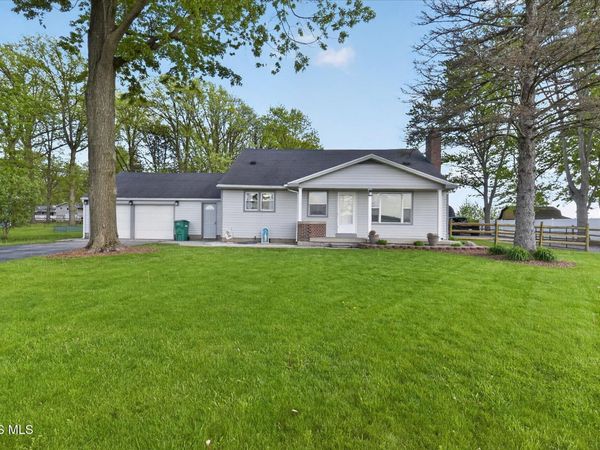 1655 Latcha Road , Millbury, OH 43447