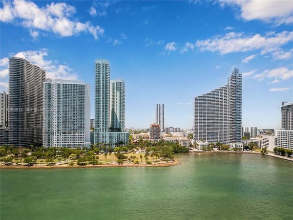2000 N Bayshore Dr , Unit 702, Miami, FL 33137