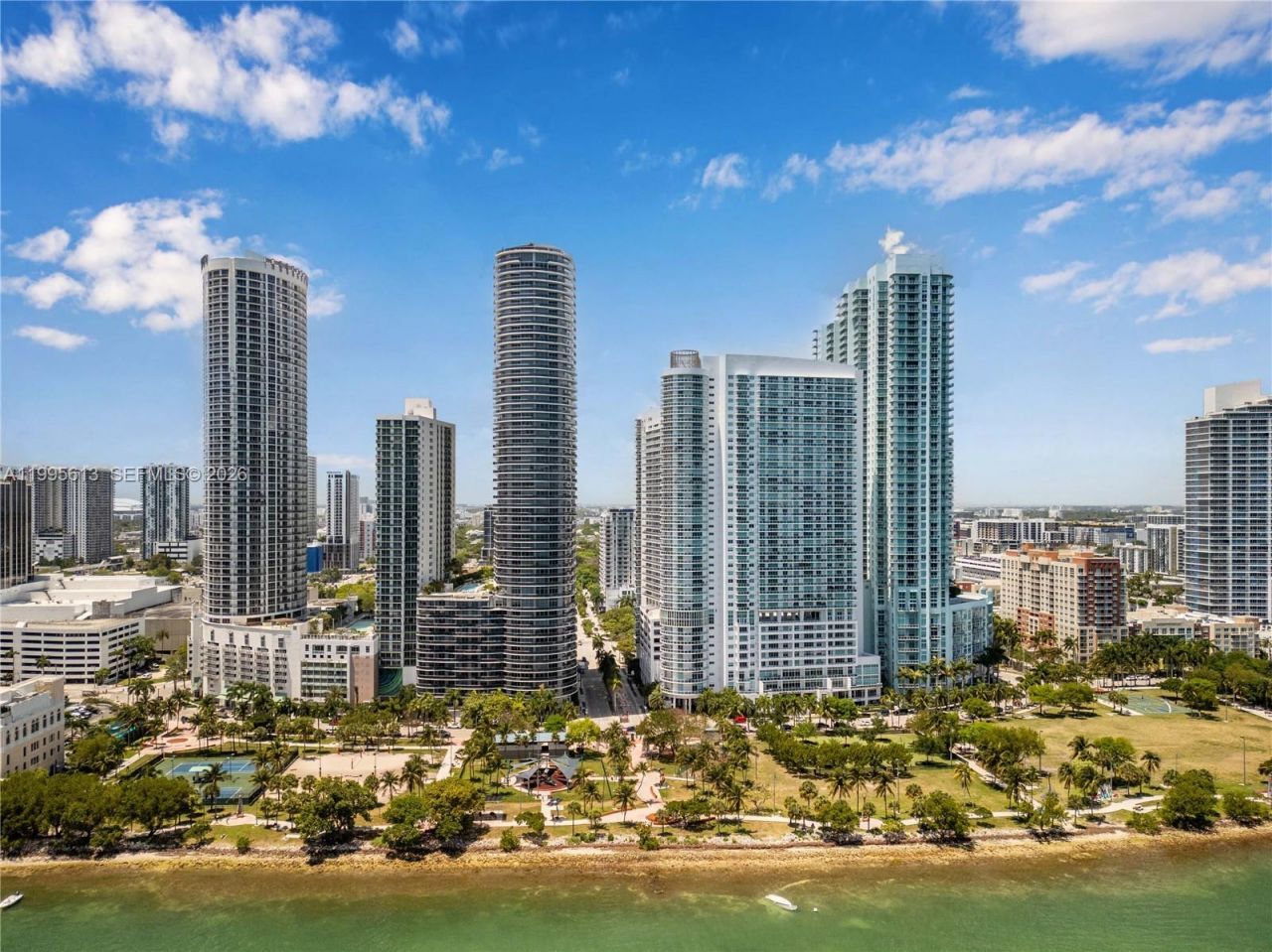 2000 N Bayshore Dr , Unit 702, Miami, FL 33137 Photo