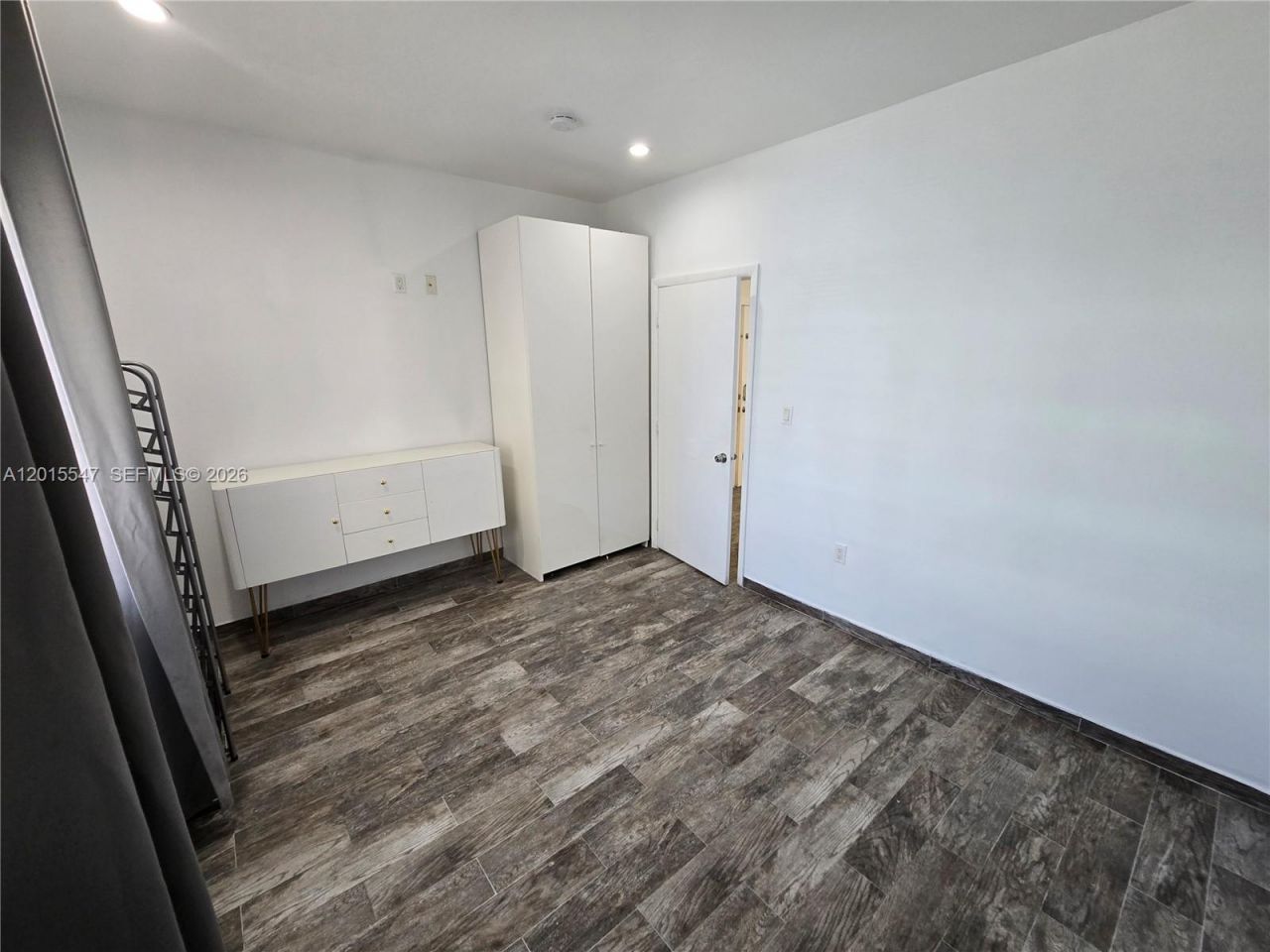 1345 Pennsylvania Ave, Unit 5B, Miami Beach, FL 33139 Photo