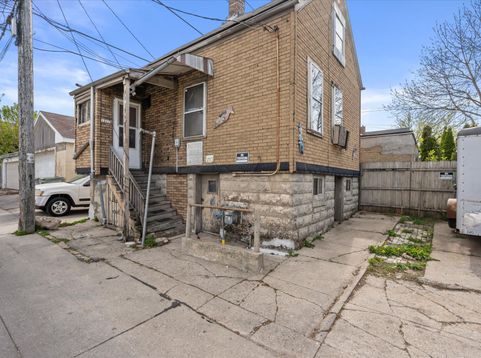 Main Photo
