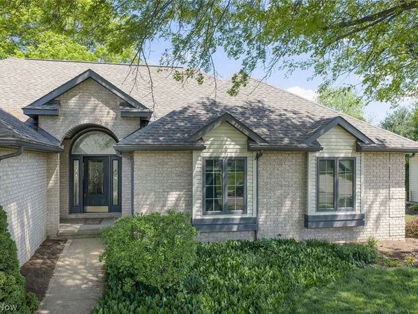 1453 3rd Street SE, New Philadelphia, OH 44663