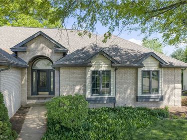 1453 3rd Street SE, New Philadelphia, OH 44663