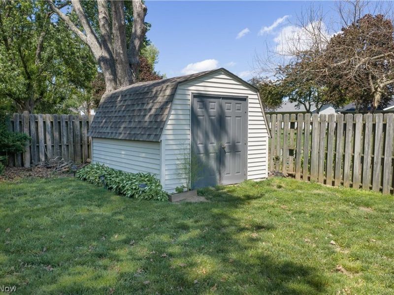 1453 3rd Street SE, New Philadelphia, OH 44663 Photo 9
