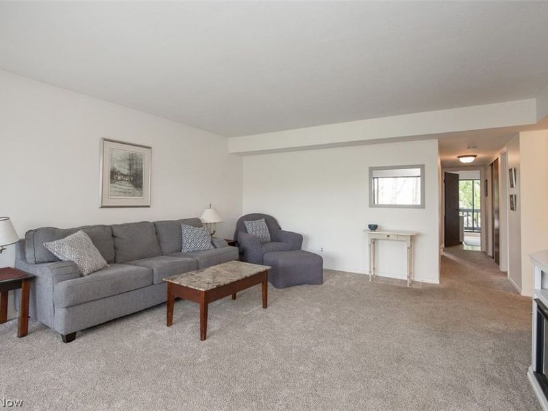 1105 Canyon View Road, Unit 204, Sagamore Hills, OH 44067 Photo 11