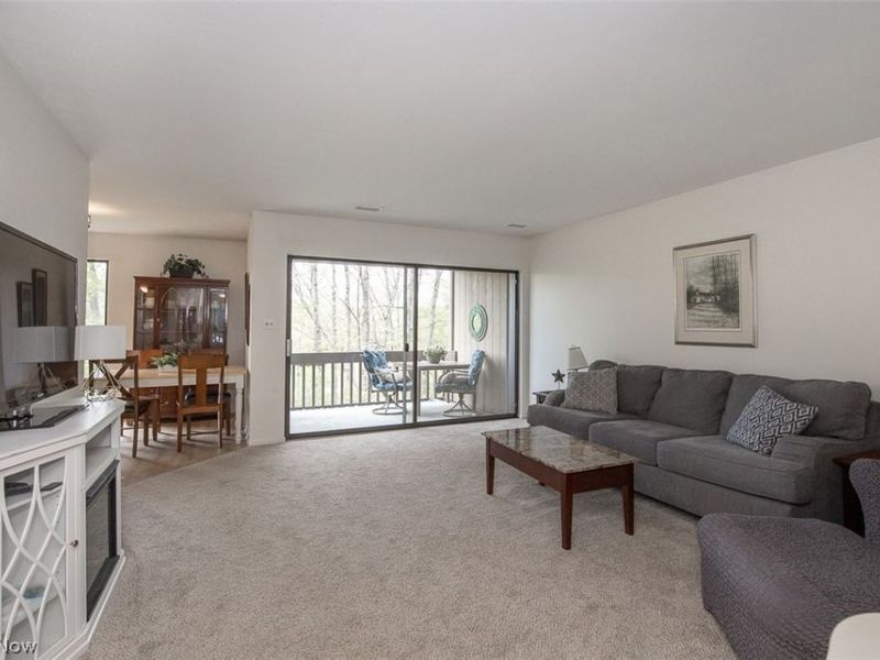1105 Canyon View Road, Unit 204, Sagamore Hills, OH 44067 Photo 12