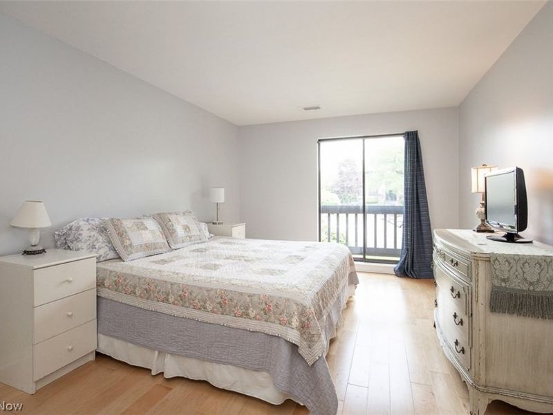 1105 Canyon View Road, Unit 204, Sagamore Hills, OH 44067 Photo 13