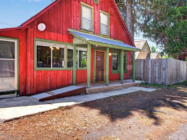 270 Bridge Street, Chester, CA 96020