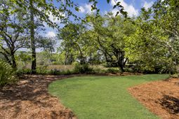 1529 Strathmore Lane photo 4