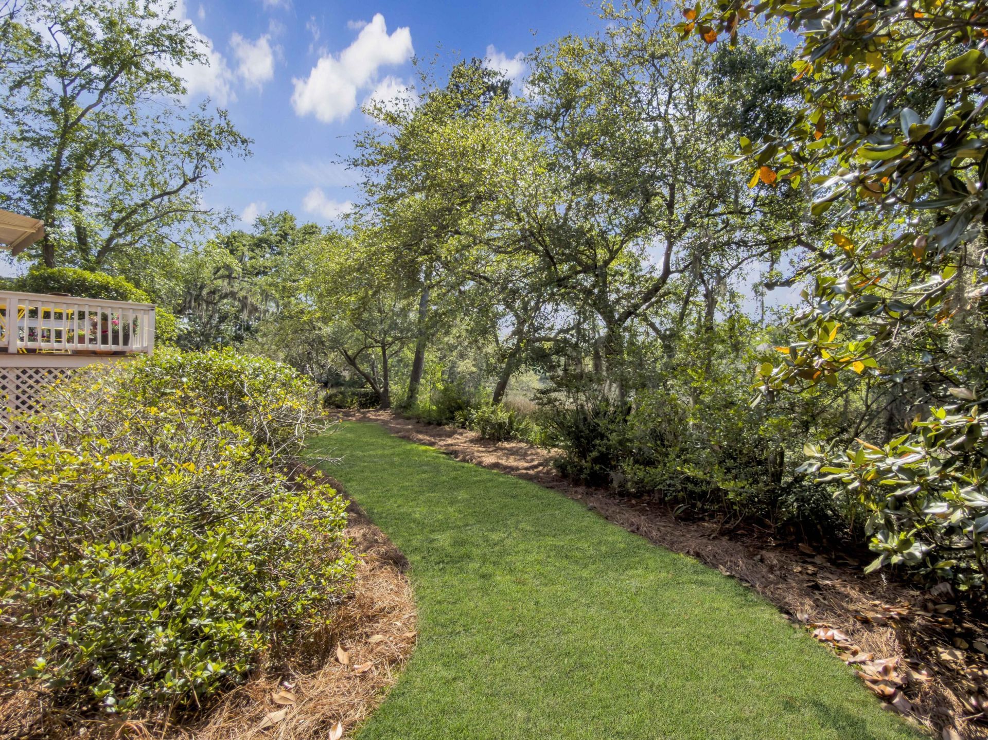 1529 Strathmore Lane Photo 29