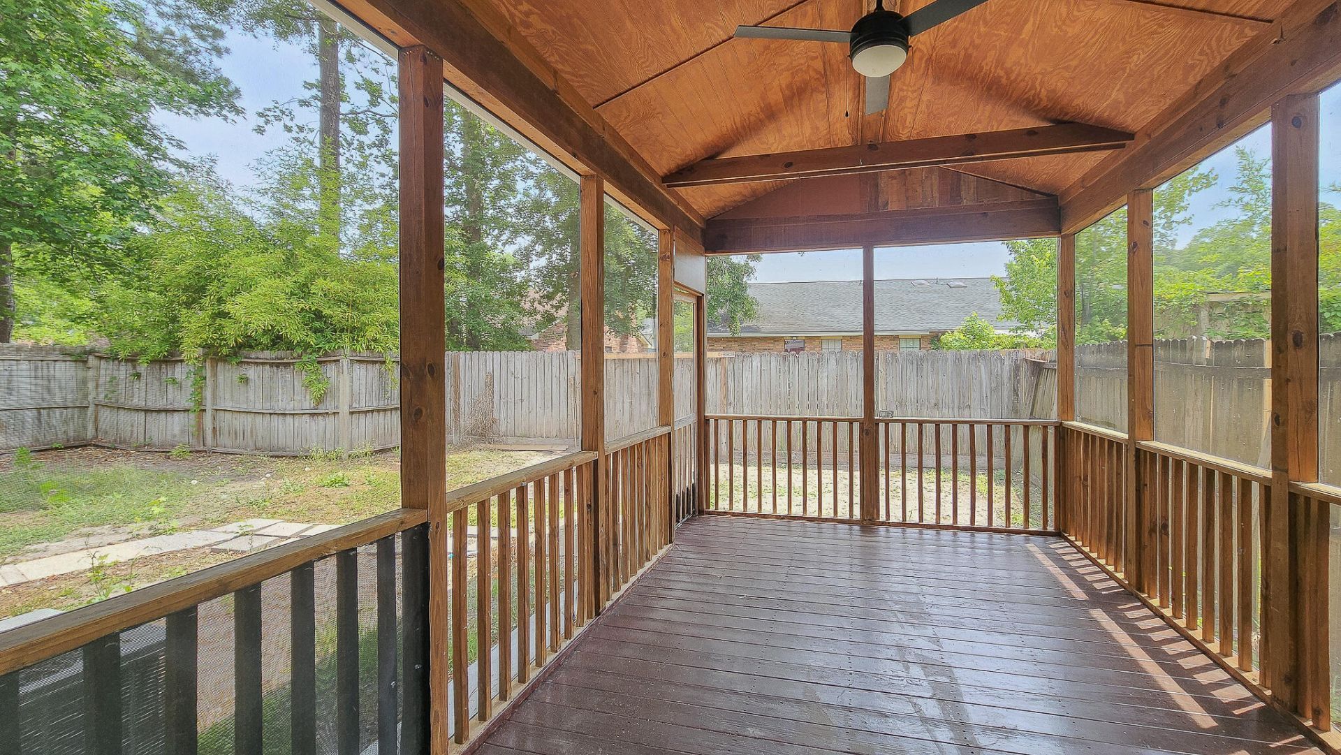 9511 Raven Drive Photo 4