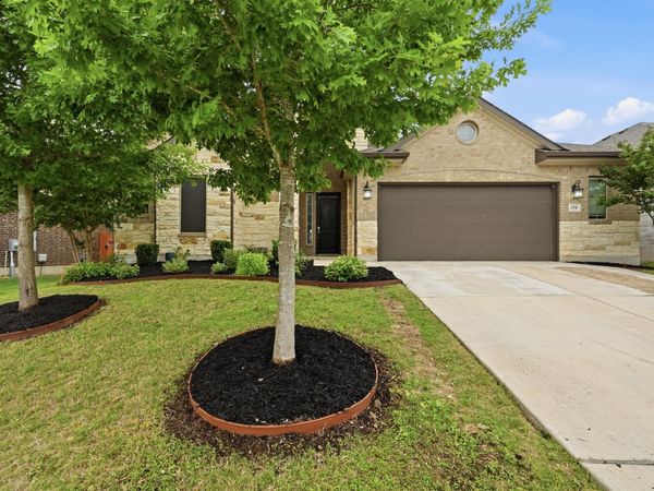 154 Ashleaf DR, Buda, TX 78610